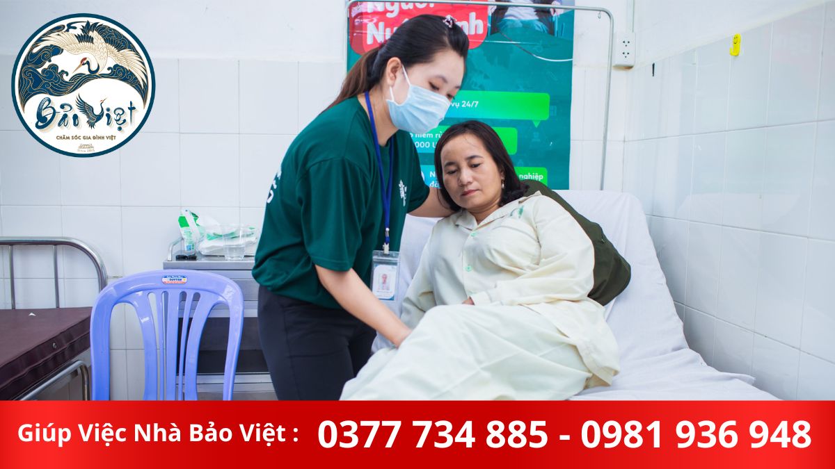Người chăm bệnh tại Bệnh viện 115